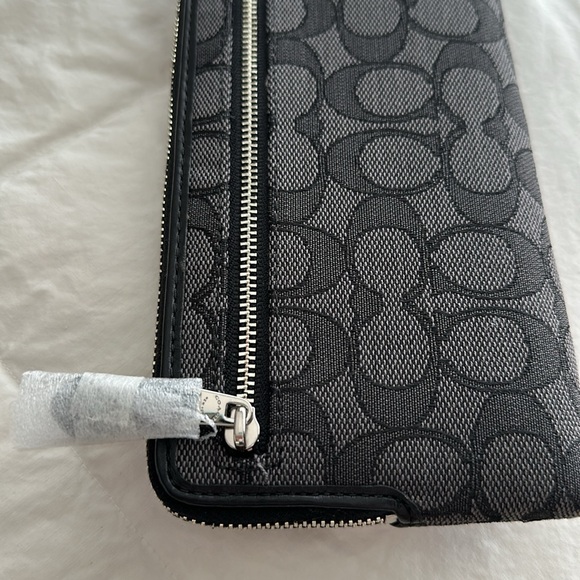 COACH wallet black logo - Picture 2 of 7